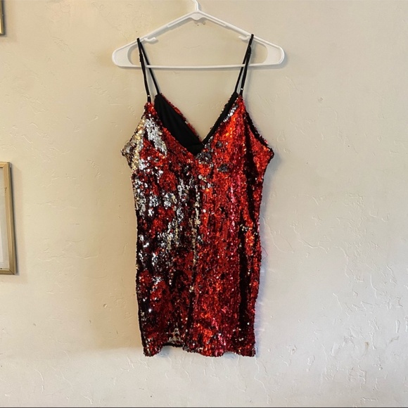 Forever 21 Red & Silver Fully Sequined Mini Dress Large - Picture 7 of 9